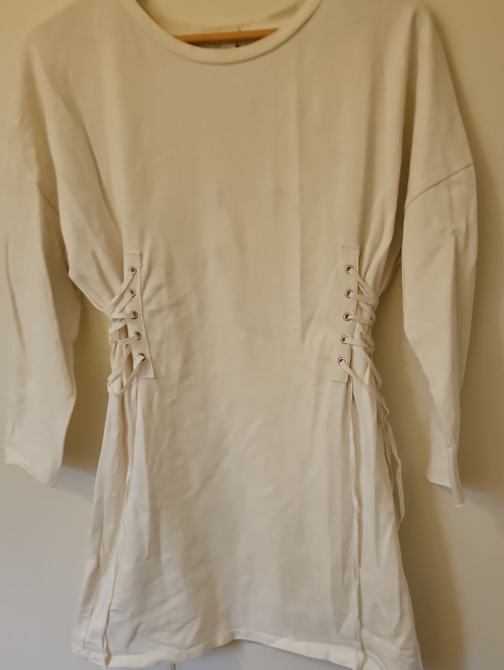 Women’s Lace-Up Waist White Dress